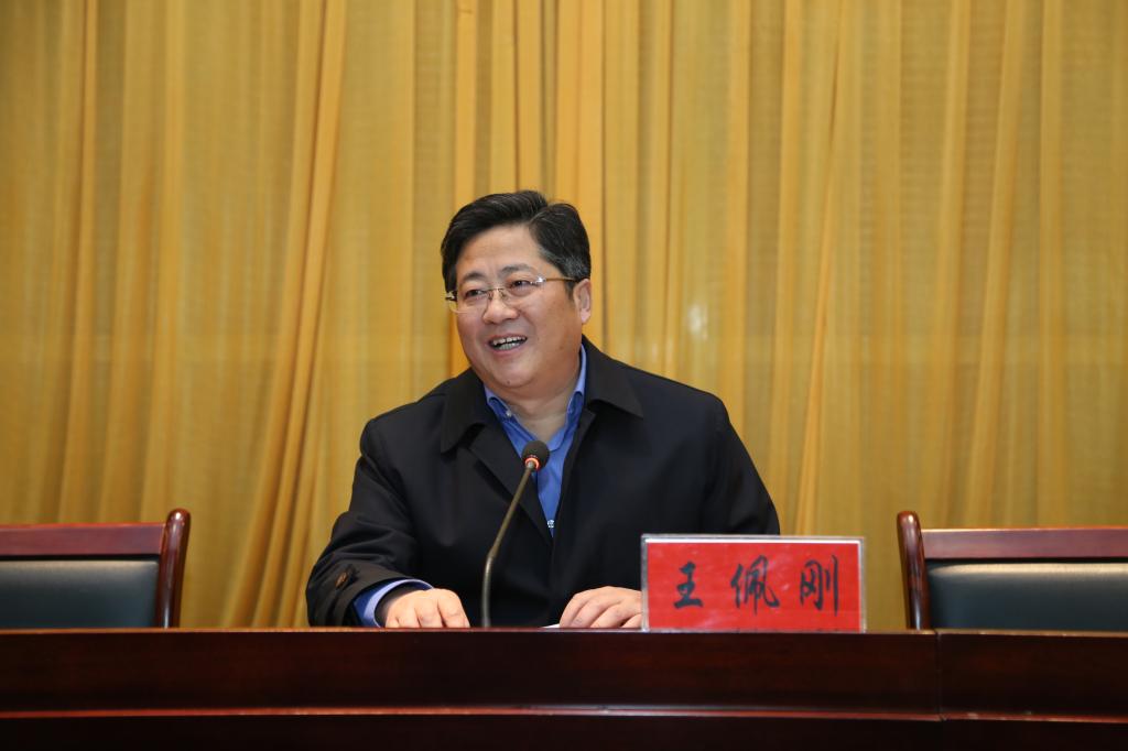 省委综合考核组对学校领导班子及领导干部进行