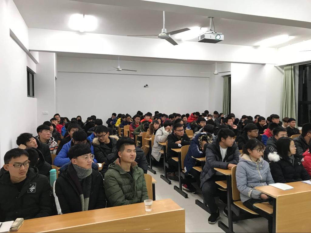 电气与电子工程学院积极开展安全教育讲座