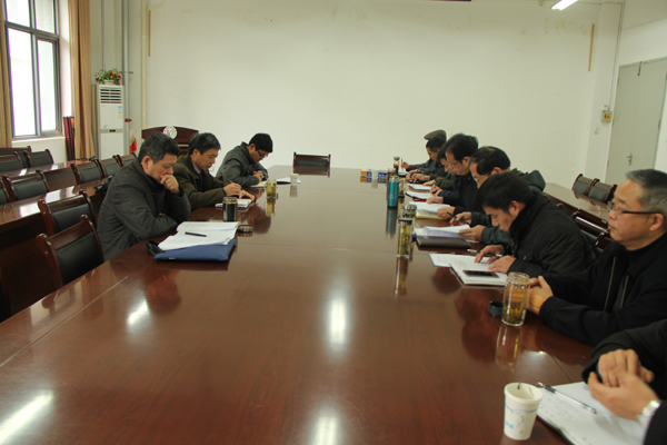 学校各单位召开2016年度处级党员领导干部民