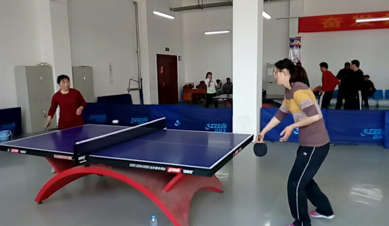 体育教学部举办女教职工三八乒乓球比赛-安