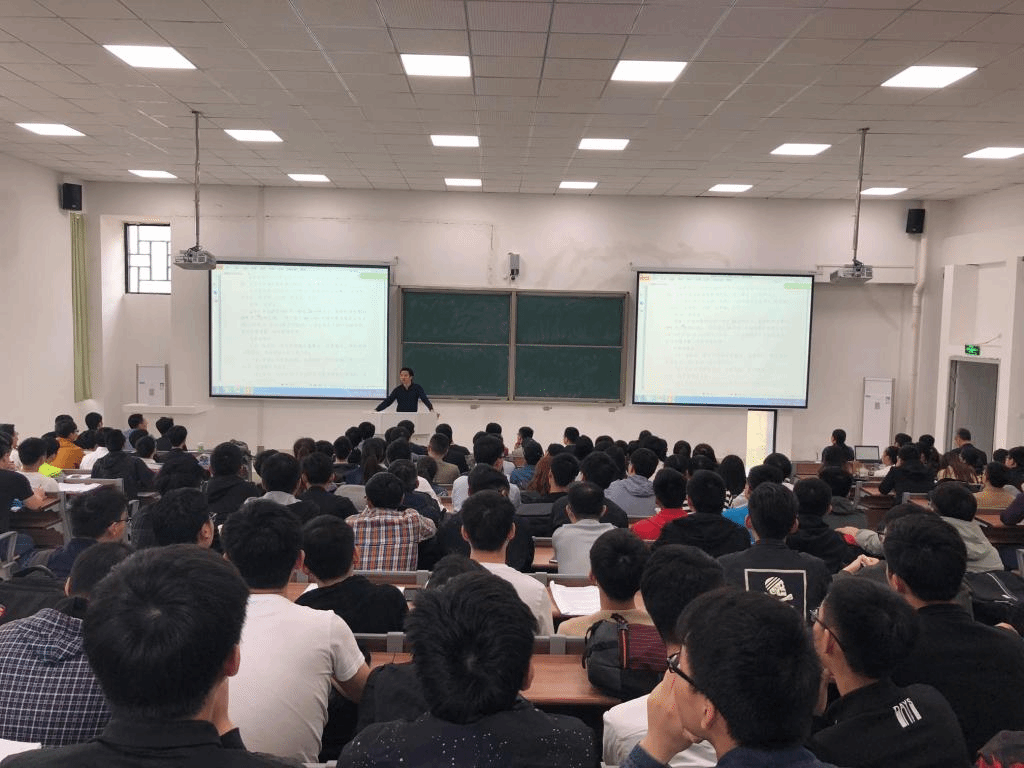 信息与网路工程学院召开2018届毕业生毕业教