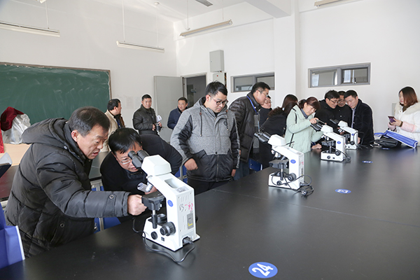 学校召开农科本科人才培养方案研讨会