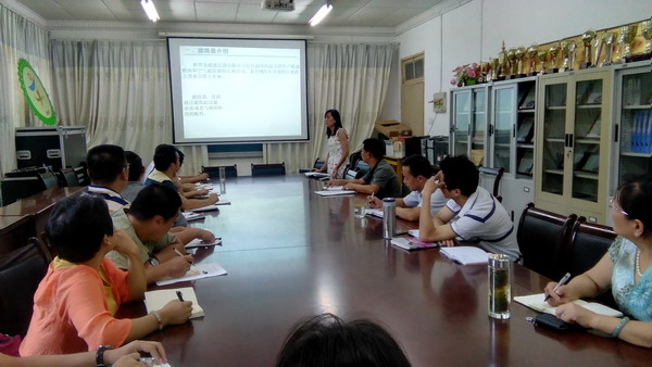 机械工程学院召开2016年中青年教师企业挂职锻炼总结答辩会