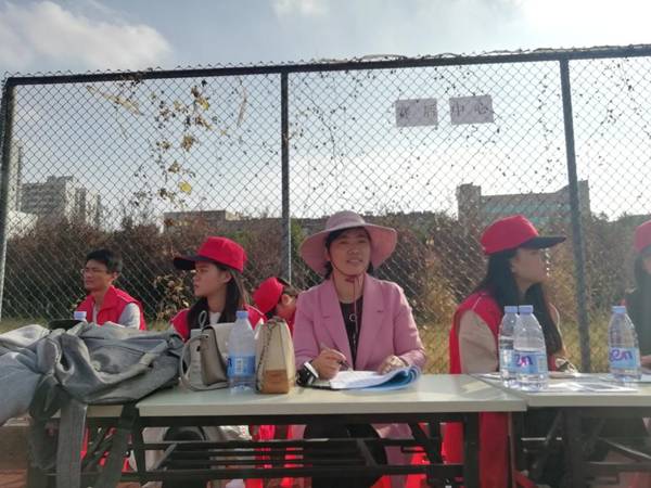 http://www.ahstu.edu.cn/__local/D/BF/B3/783B46E2CB112C5D5B32DD85220_0DF1CF8E_1FCC4.jpg